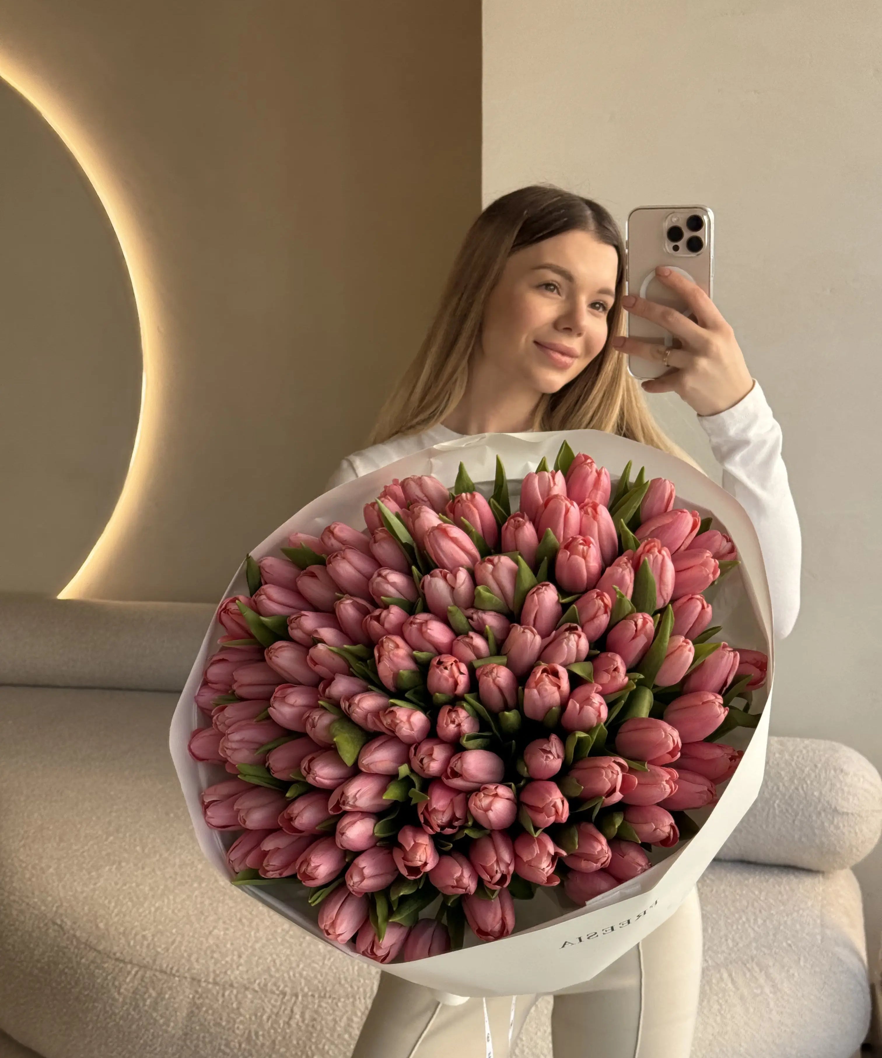 Букет з тюльпанів - Freesia